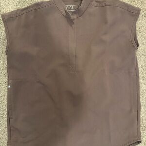 FIGS Women’s Rafaela Top - Light Brown
